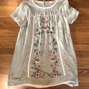 Umgee embroidered olive short sleeve dress